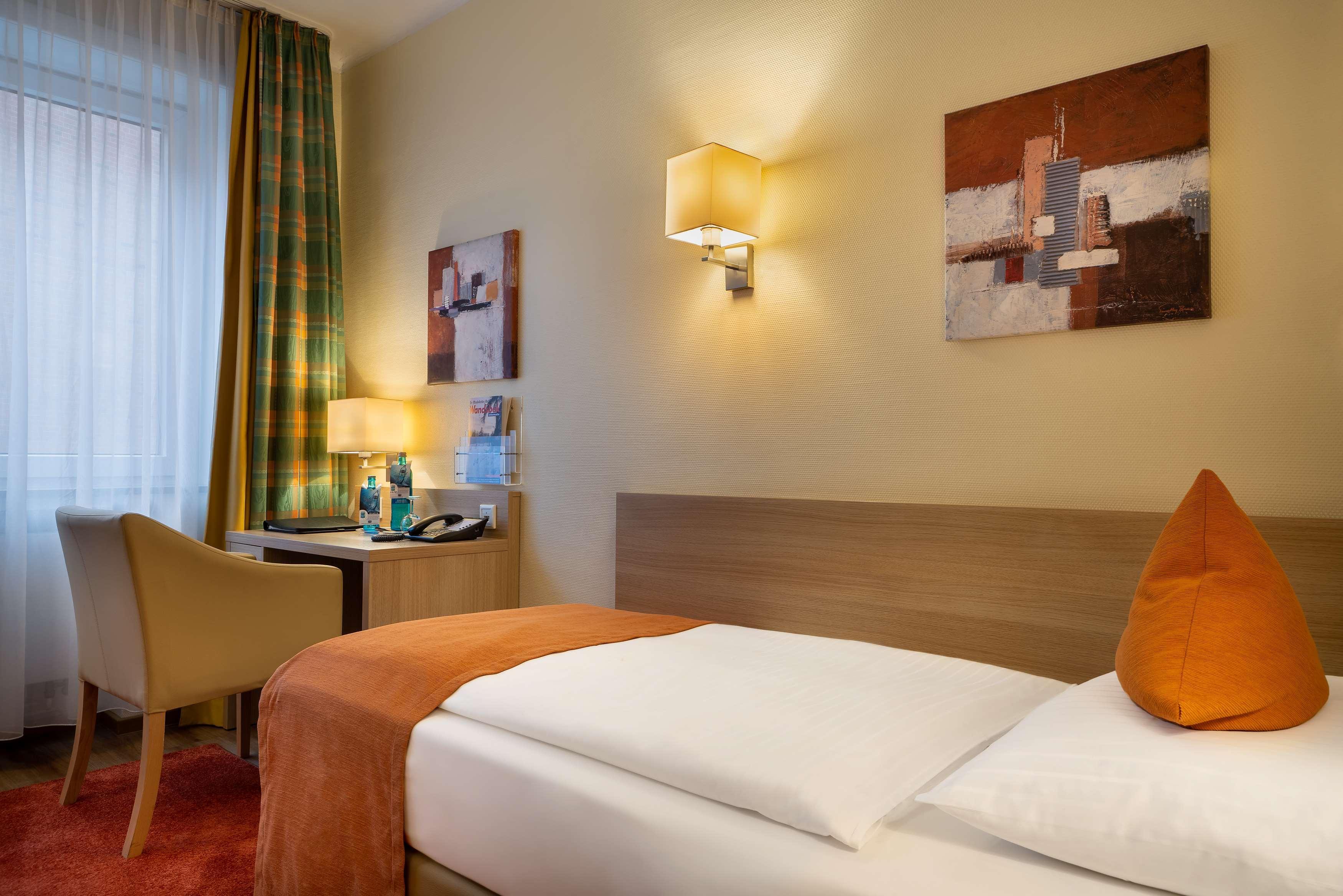 Garner Hotel Hamburg - Wandsbek Marktplatz Ngoại thất bức ảnh