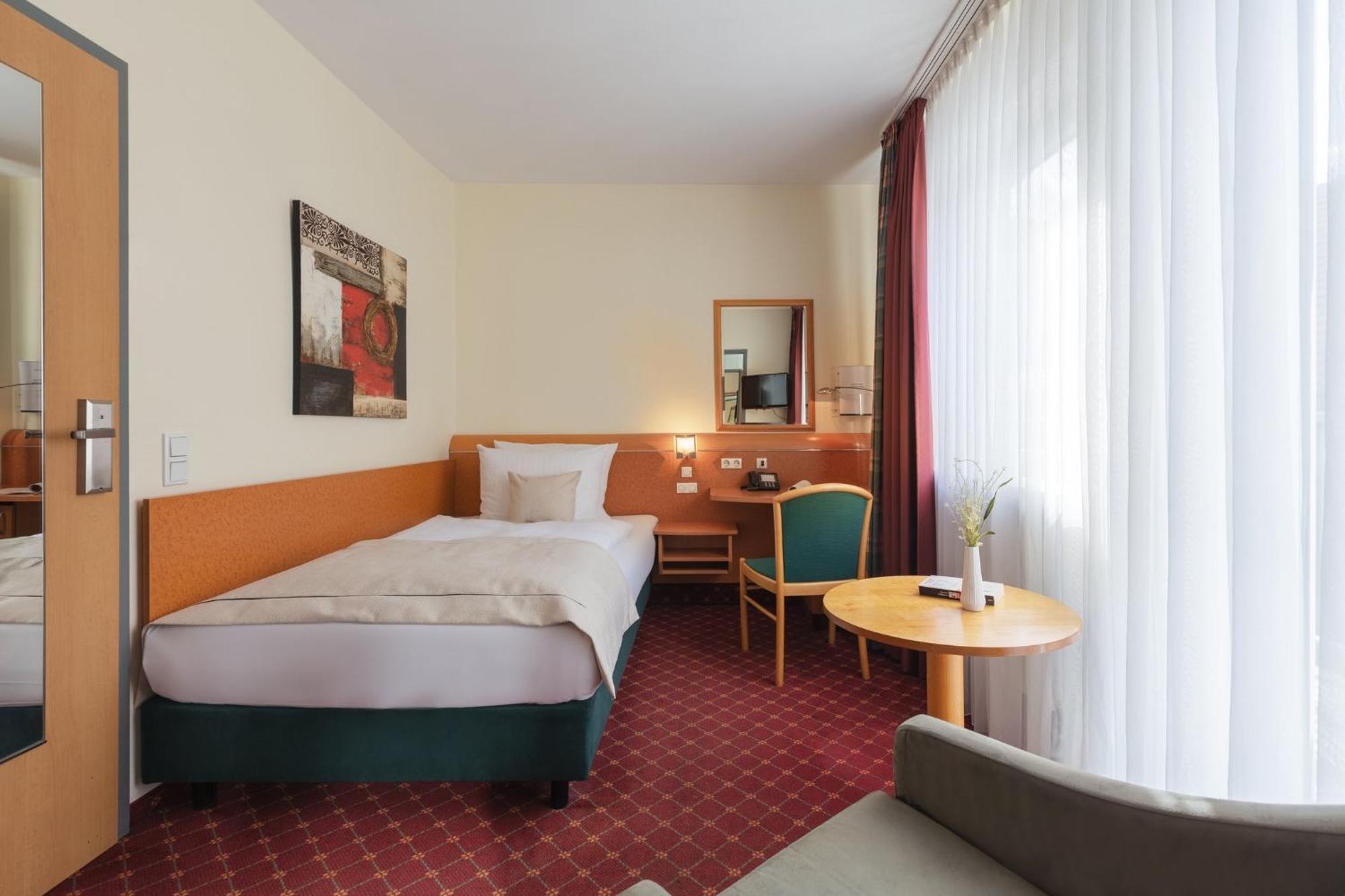 Garner Hotel Hamburg - Wandsbek Marktplatz Ngoại thất bức ảnh